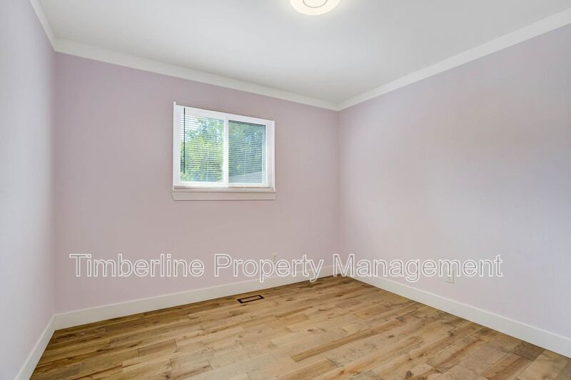 Updated 3 Bedroom plus office near Pulpit Rock! property image