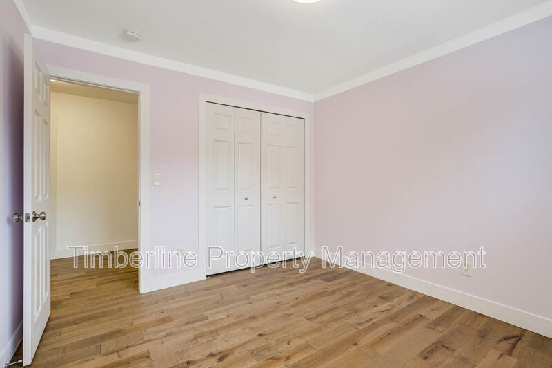 Updated 3 Bedroom plus office near Pulpit Rock! property image