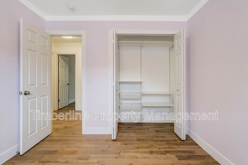 Updated 3 Bedroom plus office near Pulpit Rock! property image