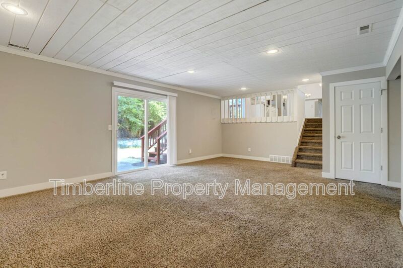 Updated 3 Bedroom plus office near Pulpit Rock! property image