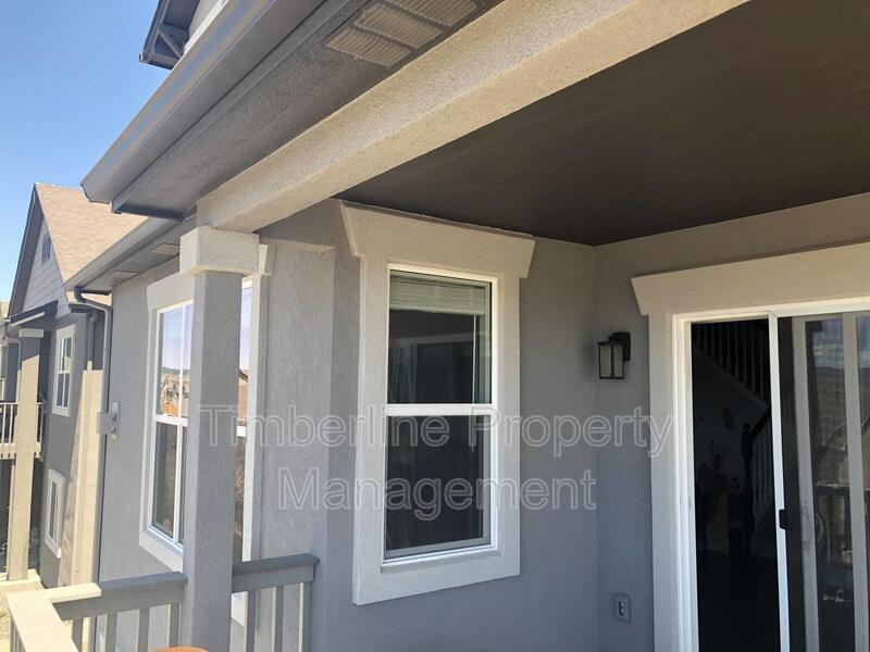 Newer 5bdrm + Office in D20 North Fork With Awesome Views property image