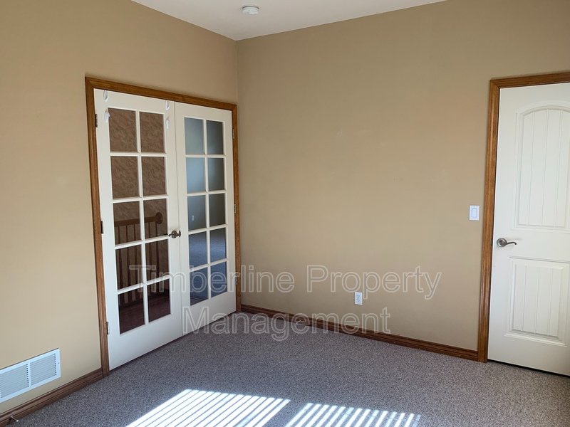 Jackson Creek 4bdrm Home property image