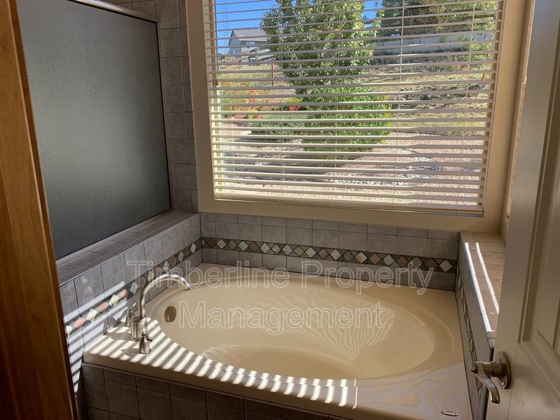 Jackson Creek 4bdrm Home property image