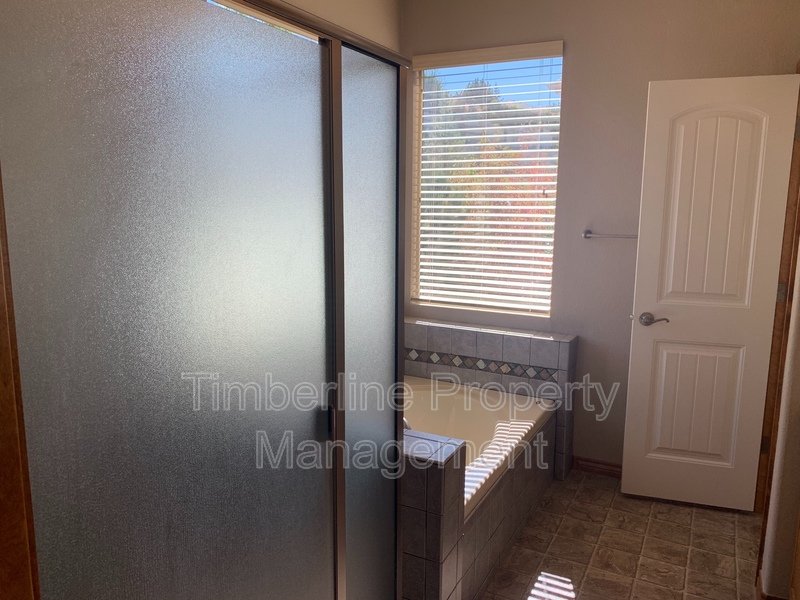 Jackson Creek 4bdrm Home property image